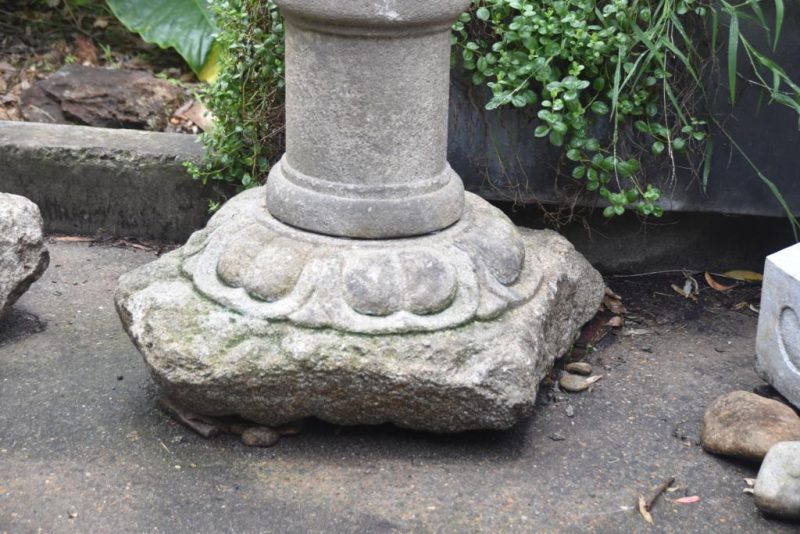 Antique Garden Lantern from Kyoto Height:2200mm - Image 6