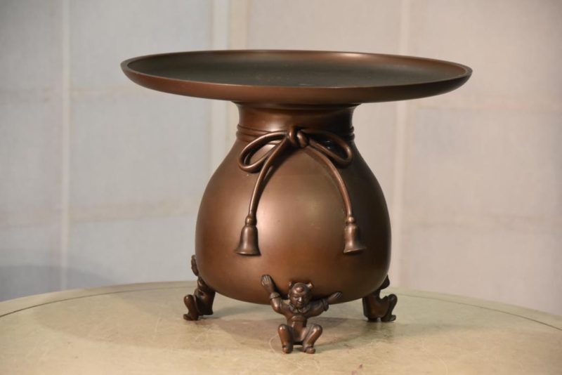 Japanese Bronze Usubata Vase - Image 2