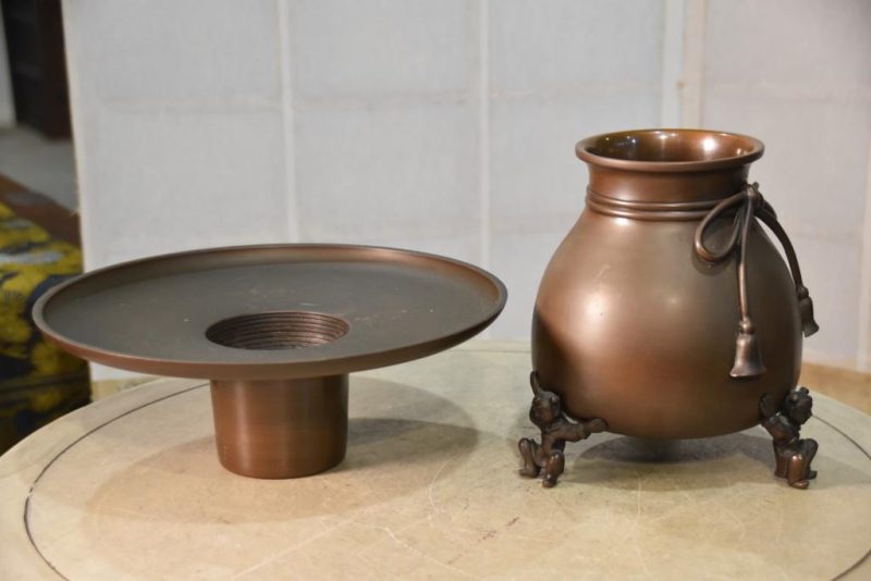 Japanese Bronze Usubata Vase - Image 5