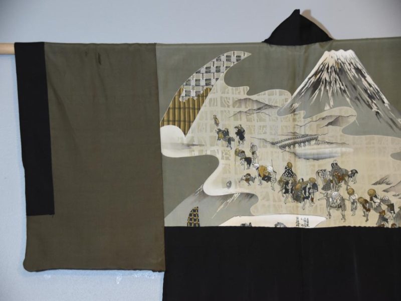 Man's Mt Fuji Silk Vintage Haori Jacket - Image 6