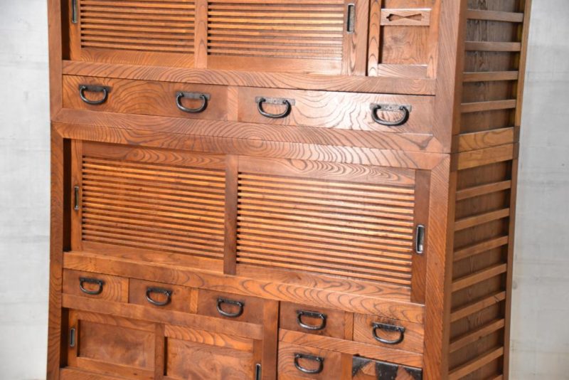 Antique Keyaki Elm Choba Dansu Merchat Chest Width:1340mm - Image 11