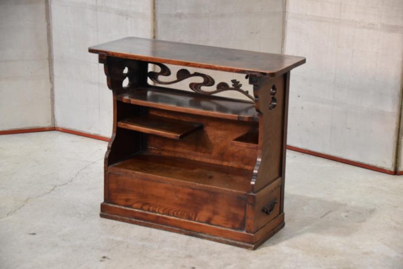 Elm Display Chest Width:750mm