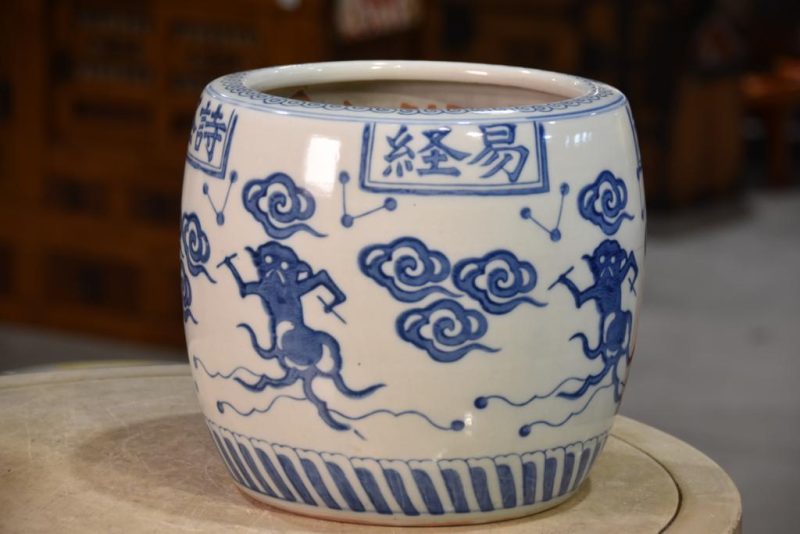 Japanese Blue and White Porcelain Hibachi Width:275mm - Image 7