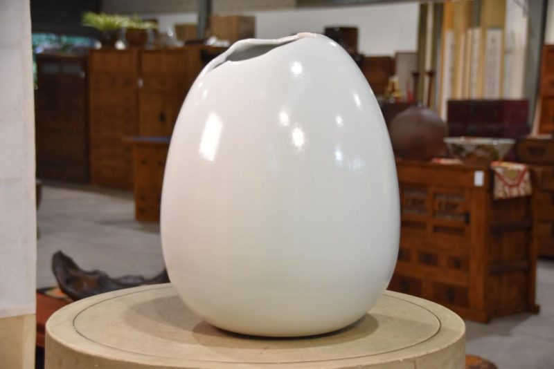 Japanese Seiji Ceramic Vase - Image 5