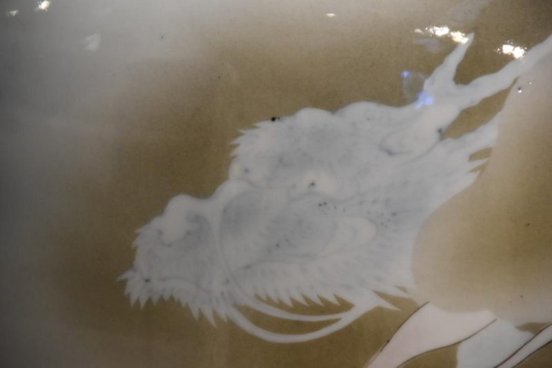 Japanese Porcelain Dragon Vase - Image 8