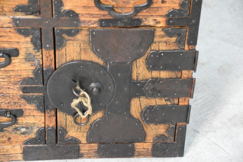 Tokyo Region Merchant Chest Width:715mm - Image 5
