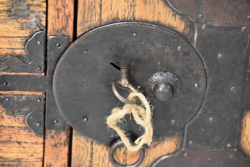Tokyo Region Merchant Chest Width:715mm - Image 4