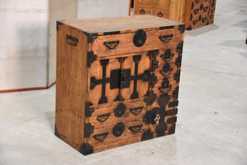 Tokyo Region Merchant Chest Width:715mm - Image 14