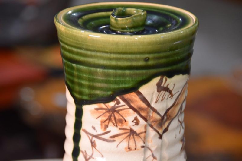 Oribe Pottery Mizuzashi used in the Tea Ceremony - Image 8