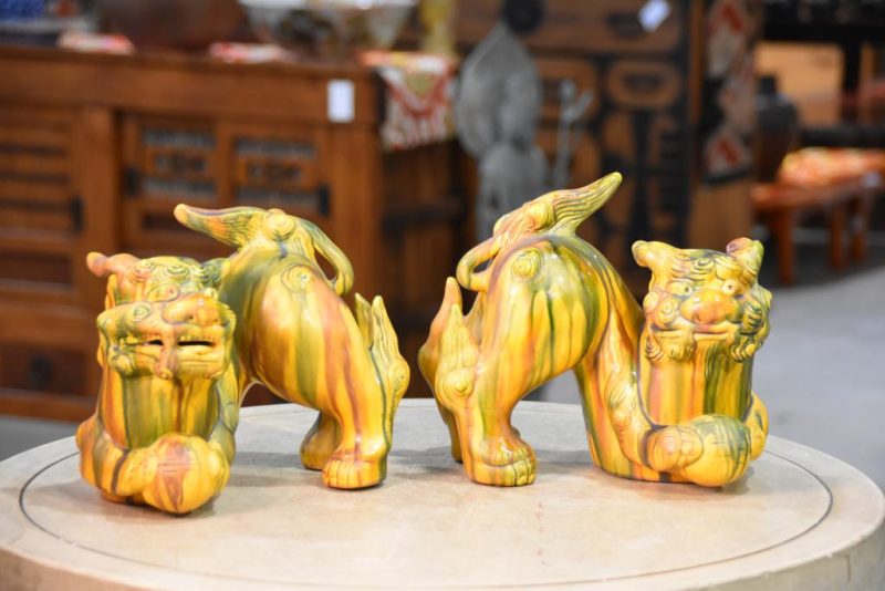 Pair of Kyoyaki Ceramic Shishi (Lion Dogs) - Image 9