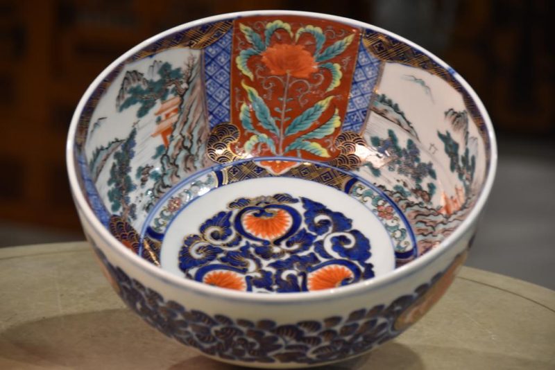 Japanese Coloured Imari Porcelain Bowl - Image 2