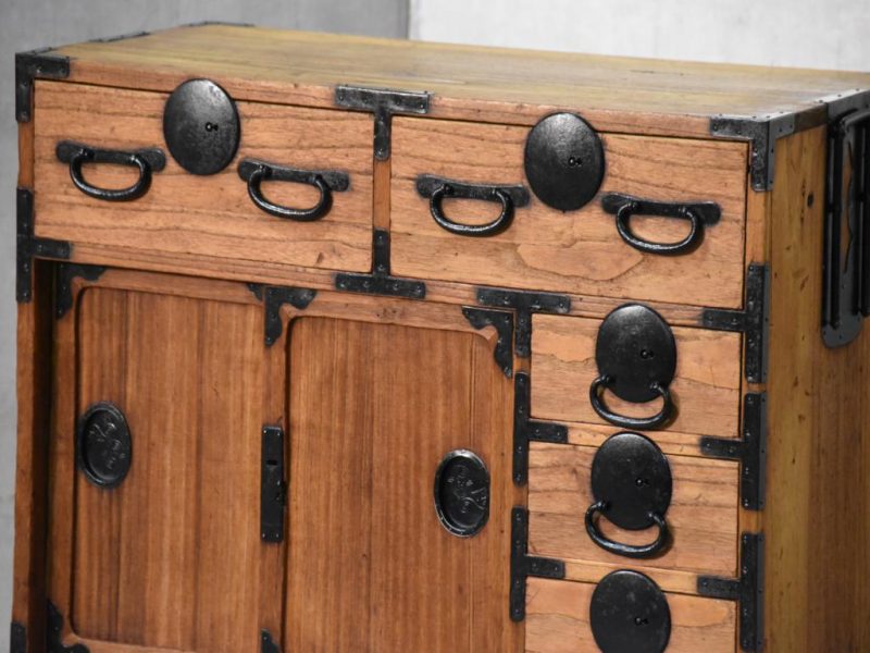 Japanese Merchant's Chest 700mm's wide - Image 2