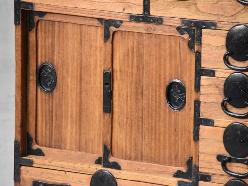 Japanese Merchant's Chest 700mm's wide - Image 7