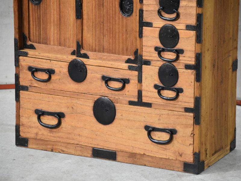 Japanese Merchant's Chest 700mm's wide - Image 6