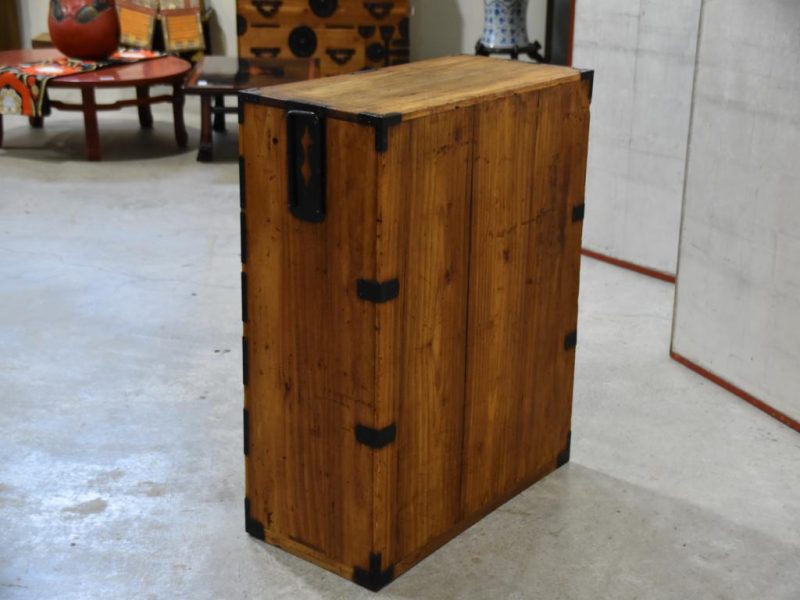 Japanese Merchant's Chest 700mm's wide - Image 4
