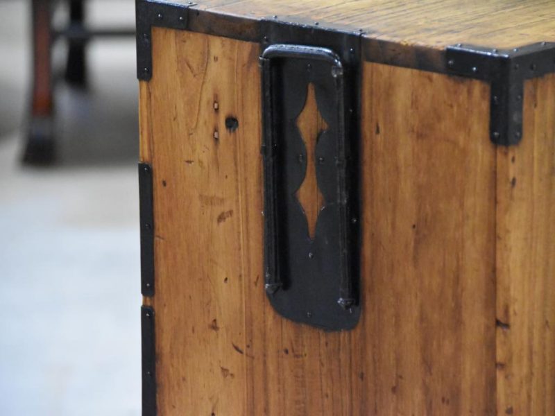 Japanese Merchant's Chest 700mm's wide - Image 3