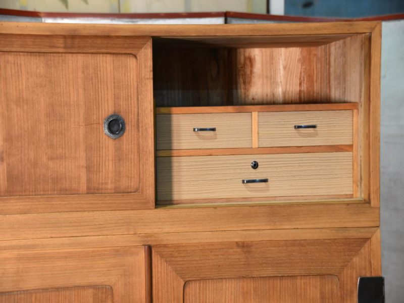 Japanese Wedding Chest 940 mm's wide - Image 4