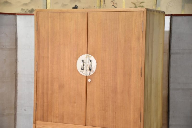 Vintage Japanese 2 Section Wedding Chest Width:1075mm - Image 16