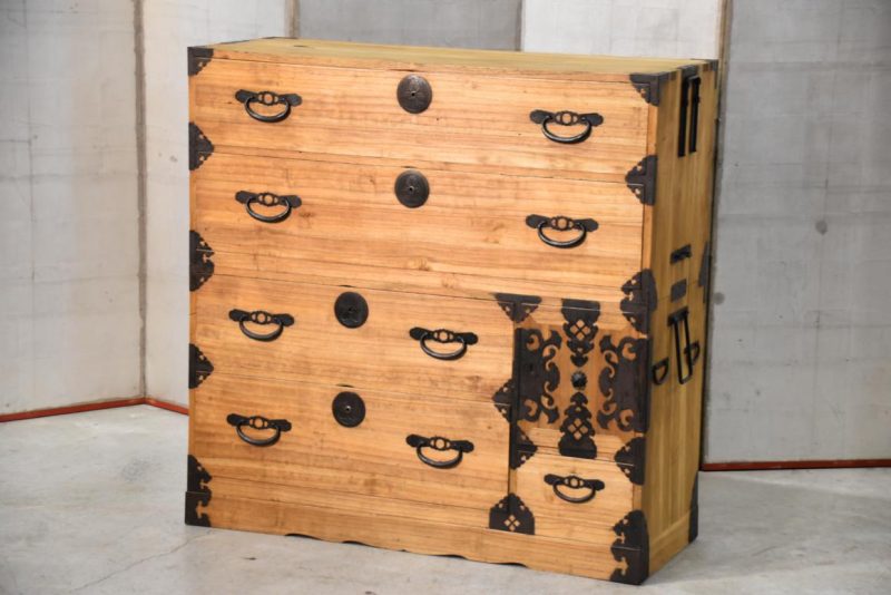 Antique 5 Drawer Clothing Chest Width:1080mm - Image 14