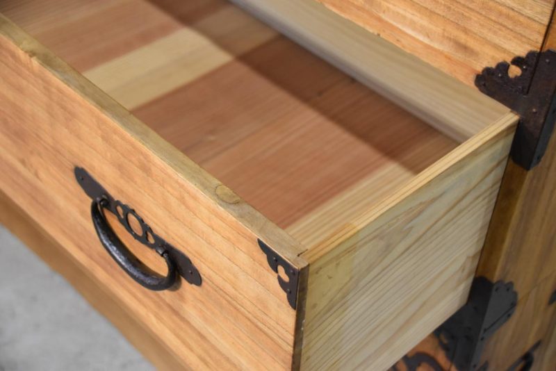 Antique 5 Drawer Clothing Chest Width:1080mm - Image 10