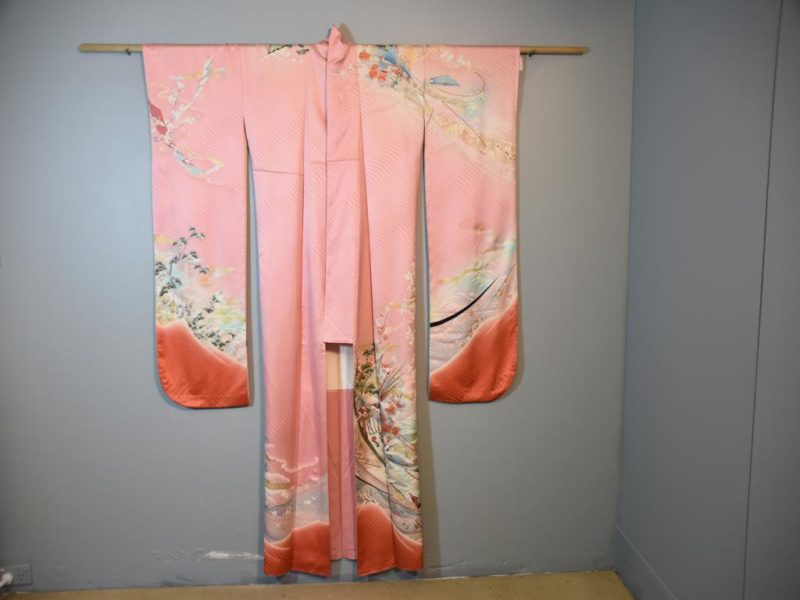 Japanese Silk Wedding Kimono - Image 9