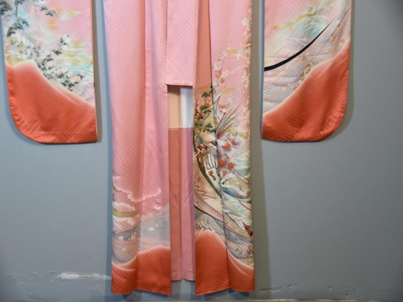 Japanese Silk Wedding Kimono - Image 7