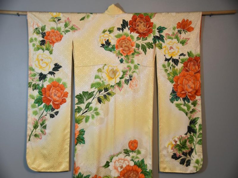 Japanese Furisode Kimono - Image 2