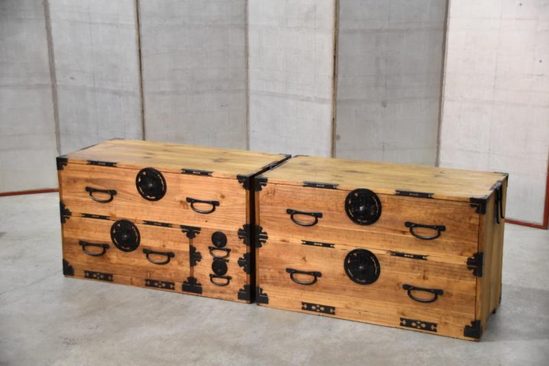 Antique Butterfly Lock Plate Clothing Chest Width:910mm - Image 4