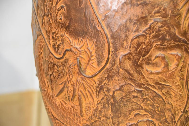 Large Japanese Bronze Dragon Vase - Image 10