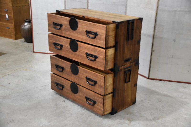 Antique 4 Drawer Clothing Chest (2 Sections)Width:960mm - Image 8