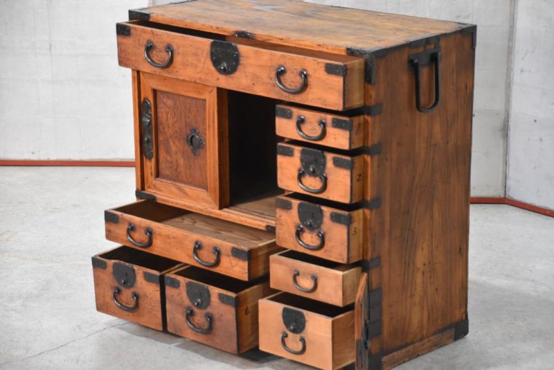 Antique Osaka Region Merchants Chest Width:750mm - Image 6