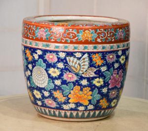 Japanese Imari Hibachi Urn Width:270mm