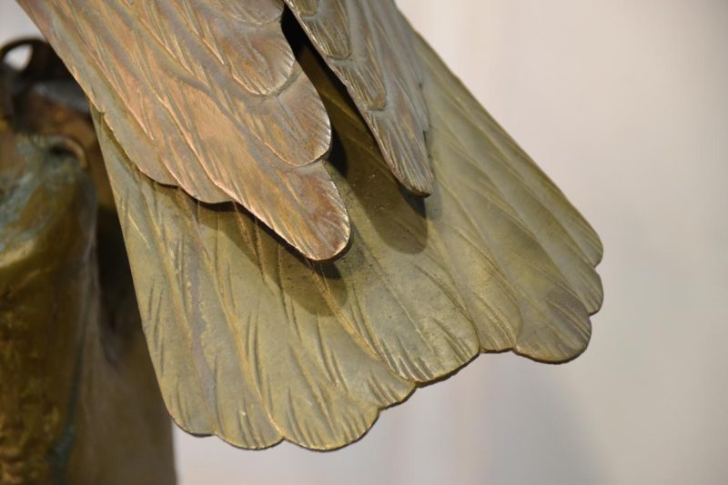 A Pair of Japanese Bronze Eagles Okimono Statue Width:630mm - Image 5