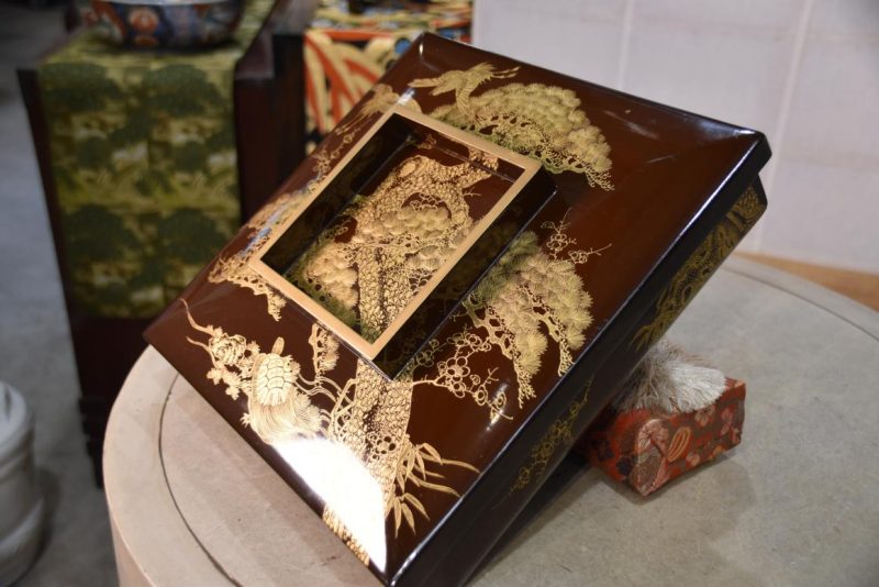 Japanese Lacquer Lidded Container Width:290mm - Image 6