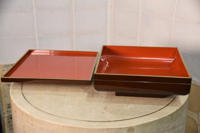 Japanese Lacquer Lidded Container Width:290mm - Image 3