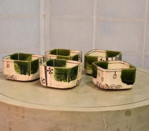Japanese Set of 5 Oribe Pottery Bowls