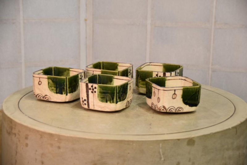 Japanese Set of 5 Oribe Pottery Bowls