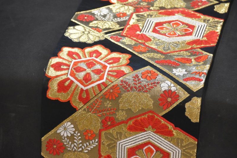 Japanese Red, Black and Gold Obi Sash Width:4000mm - Image 2