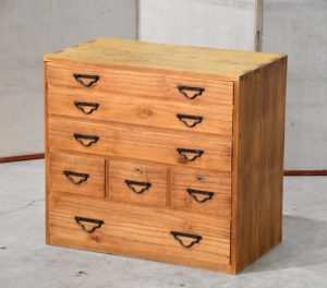 Antique Kodansu Small Chest Width:655mm