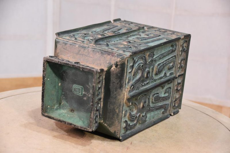 Japanese Bronze Vase with Archaic Chinese Designs Width:180mm - Image 6