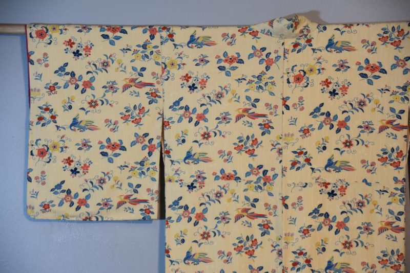 Japanese Vintage Silk Kimono - Image 9