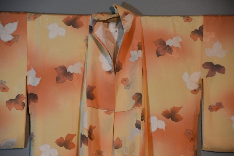 Japanese Vintage Silk Kimono - Image 5