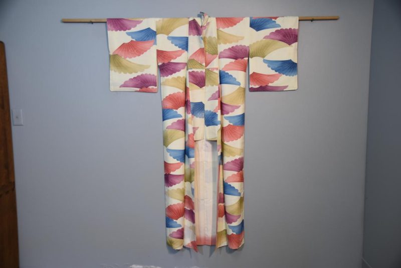 Stunning Japanese Silk Kimono - Image 6