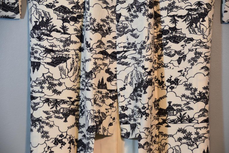 Japanese Silk Kimono - Image 3