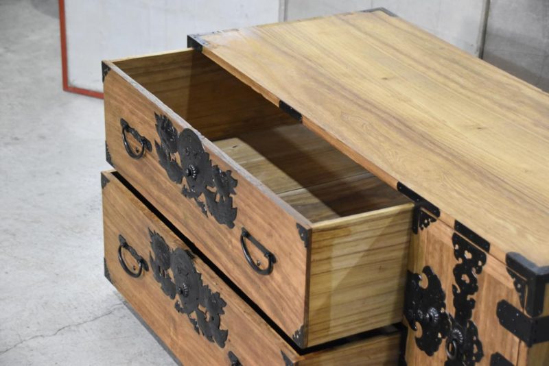 Japanese Antique Low Chest Width:1045mm - Image 8