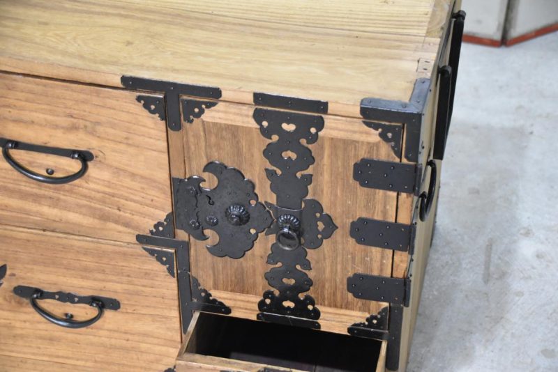 Japanese Antique Low Chest Width:1045mm - Image 5
