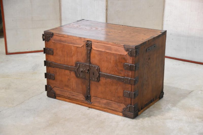 Edo Period Merchant Chest Width:810mm