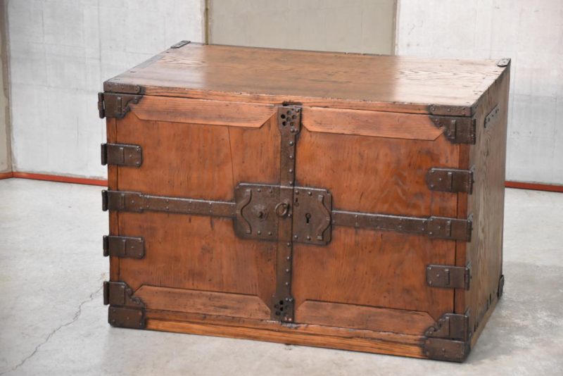 Edo Period Merchant Chest Width:810mm - Image 2