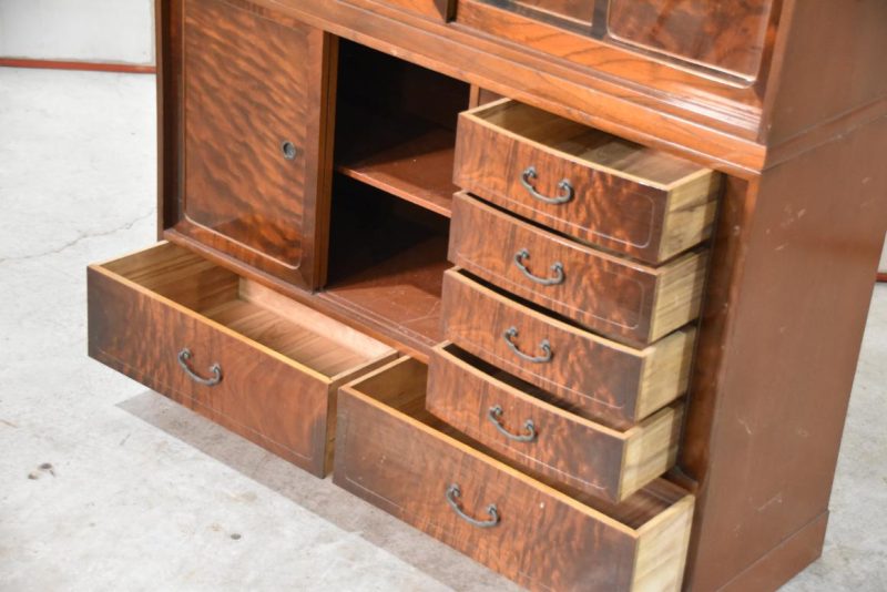 Vintage Japanese Chadansu Tea Utensil and Display Chest Width:1000mm - Image 4