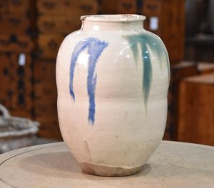 Shigaraki Tsubo Urn Width:220mm
